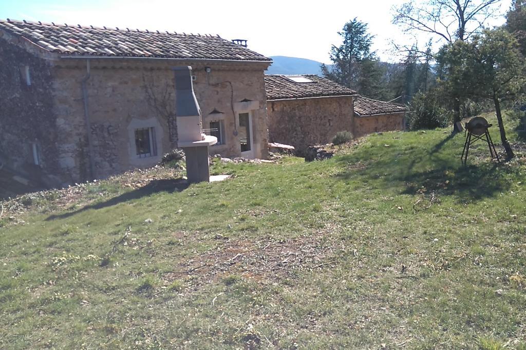 Gites La Ferme Accrochee A La Colline Lagorce  Bagian luar foto